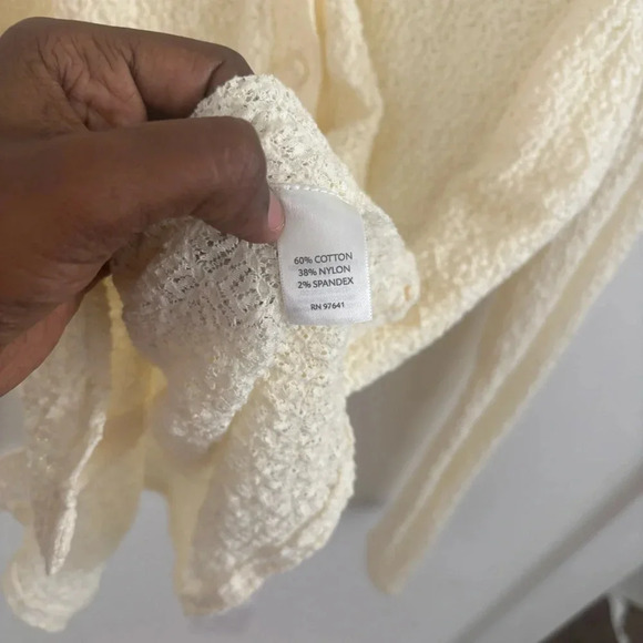 J. Jill stretch women’s 1X ivory crochet lace button down long sleeve blouse - Picture 3 of 5